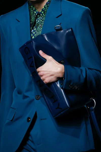 Look 112